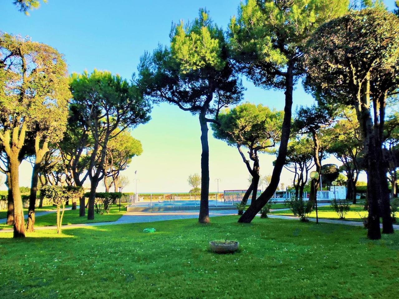 Park Residence 1 - Home Immobiliare Lido di Jesolo Exteriör bild